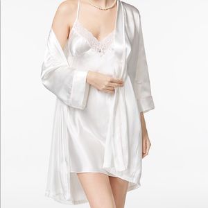 Mrs-Embroidered Wrap Robe & Chemise Nightgown Set
